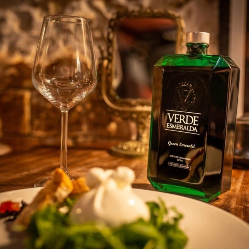 Verde Esmeralda: Green Emerald – Extra Virgin Olive Oil from Spain (500 ml)