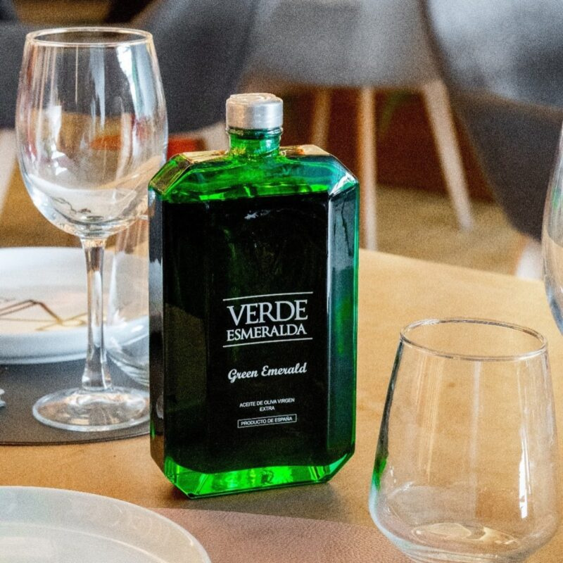 Verde Esmeralda: Green Emerald – Extra Virgin Olive Oil from Spain (500 ml)