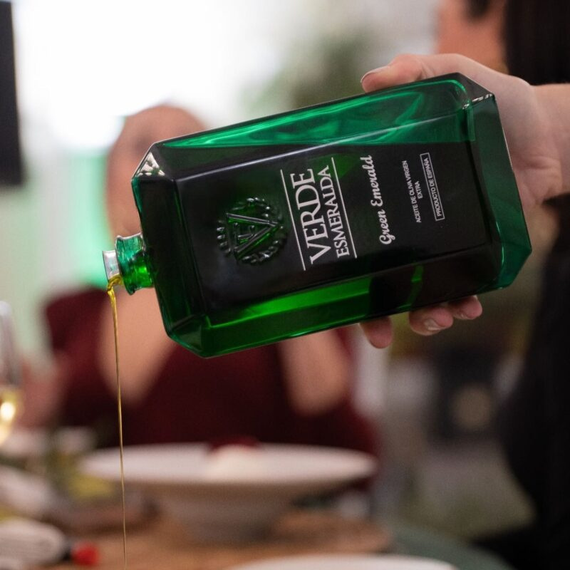 Verde Esmeralda: Green Emerald – Extra Virgin Olive Oil from Spain (500 ml)