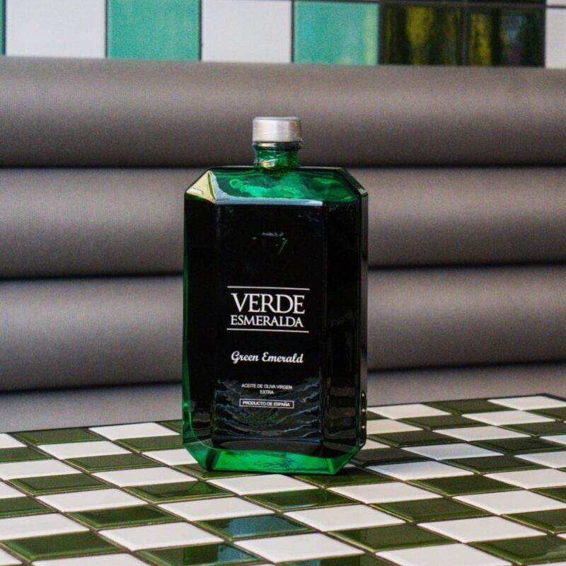 Verde Esmeralda: Green Emerald – Extra Virgin Olive Oil from Spain (500 ml)