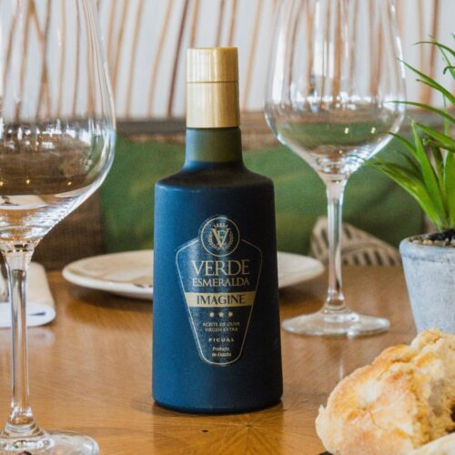 Verde Esmeralda: Imagine - Picual Extra Virgin Olive Oil from Spain (500 ml)