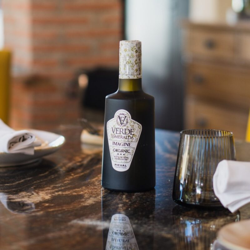 Verde Esmeralda: Imagine - Picual Organic Extra Virgin Olive Oil from Spain (500 ml)