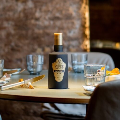 Verde Esmeralda: Imagine - Royal Extra Virgin Olive Oil from Spain (500 ml)