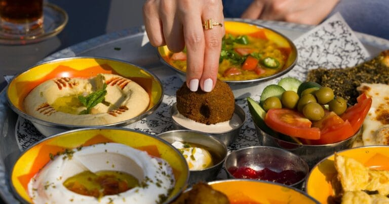 Arabic Mezze: Classic dishes with an Olive Oil twist